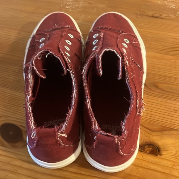Maroon Babalu by Corkys size 10 - Picture 4 of 8